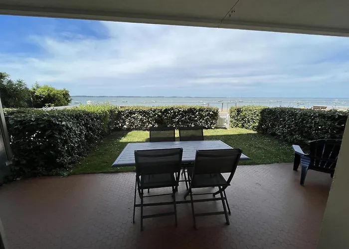 アパート T2 Rdc Avec Jardinet Et Acces Direct Plage, Parking Securise, Proche Commerces - Fr-1-374-2